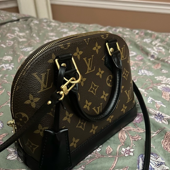 Louis Vuitton Alma BB Limited Edition - Picture 6 of 8